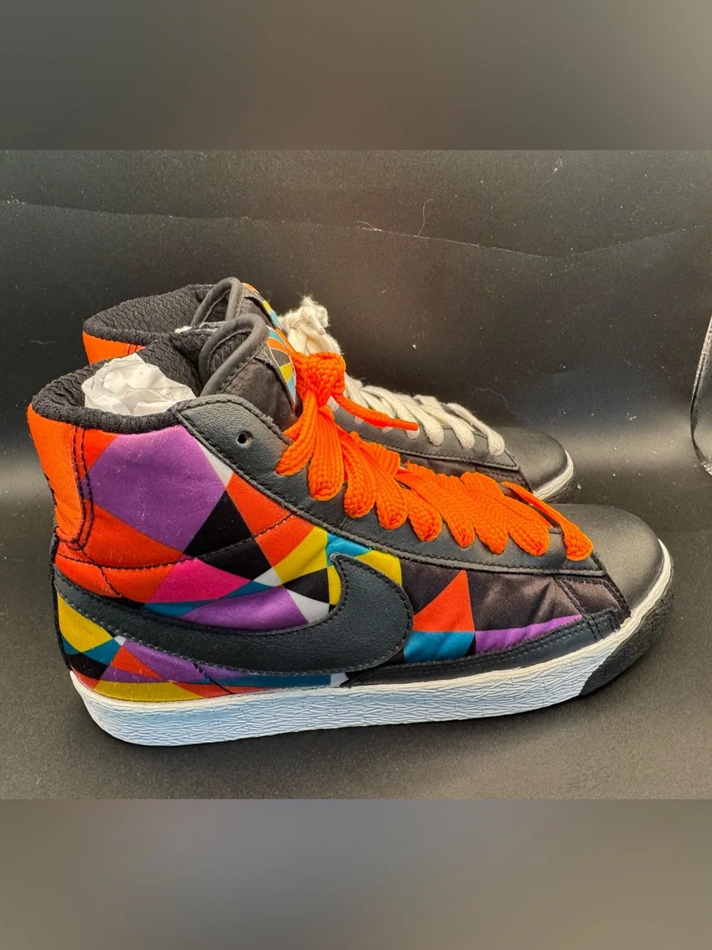 Nike Blazer Mid ‘77 Geometric Multi-Color High Top Sneakers Men’s 7.5 Women’s 9